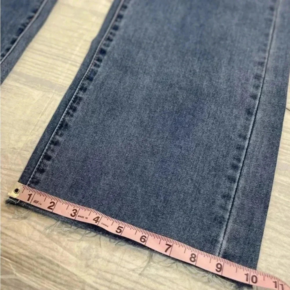Princess Polly Boundless Denim Cut Raw Hem Blue Jeans Women’s Size 8 Classic - Picture 13 of 16